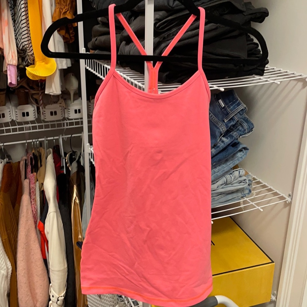 Lululemon power Y. Size 2. Coral color.Gently worn